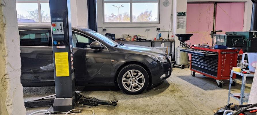 Löwen-Autopflege & Werkstatt