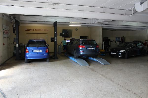 KFZ-Teile Schönfeld