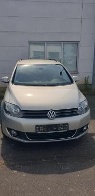 67c90cd571748