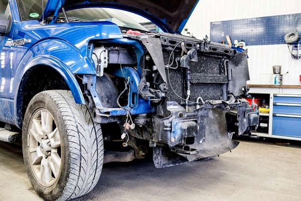 Lackierbetrieb Häusler GmbH & Co. KG