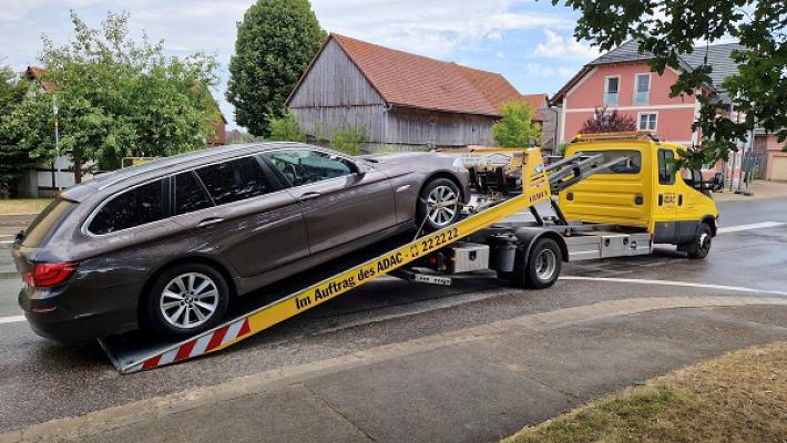 Auto-Arneth Abschleppdienst 24h