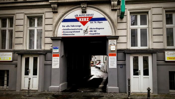 Auto Dienst K.e.r.z. GmbH