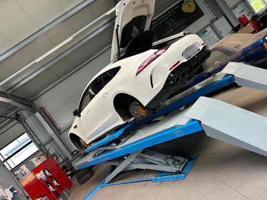 KFZ-Meisterbetrieb März & Wilhelm GmbH