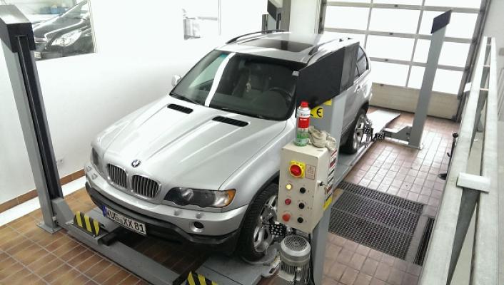 KFZ.Meierhuber - Autowerkstatt Pleinfeld Unfallinstandsetzung KFZ Meierhuber