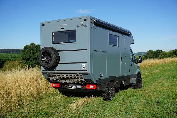 Harald u. Ruth Batari Fahrzeugbau