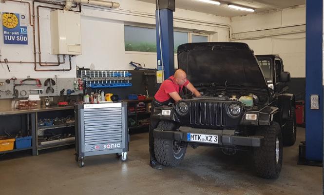 Albayrak KFZ-Meisterbetrieb KFZ-Betriebe