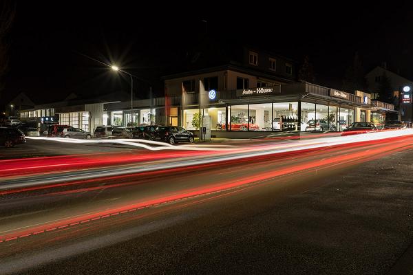 Auto-Häuser GmbH & Co. KG