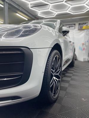 Automobilpflege Lollar