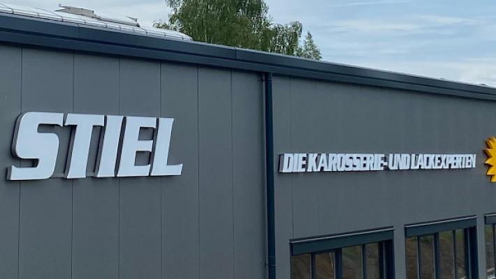 Stiel Karosserie und Lack GmbH (Identica)