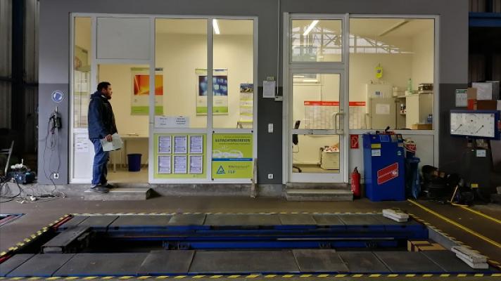 FSP-Fahrzeug-Sicherheits- prüfung Leitung u. Service