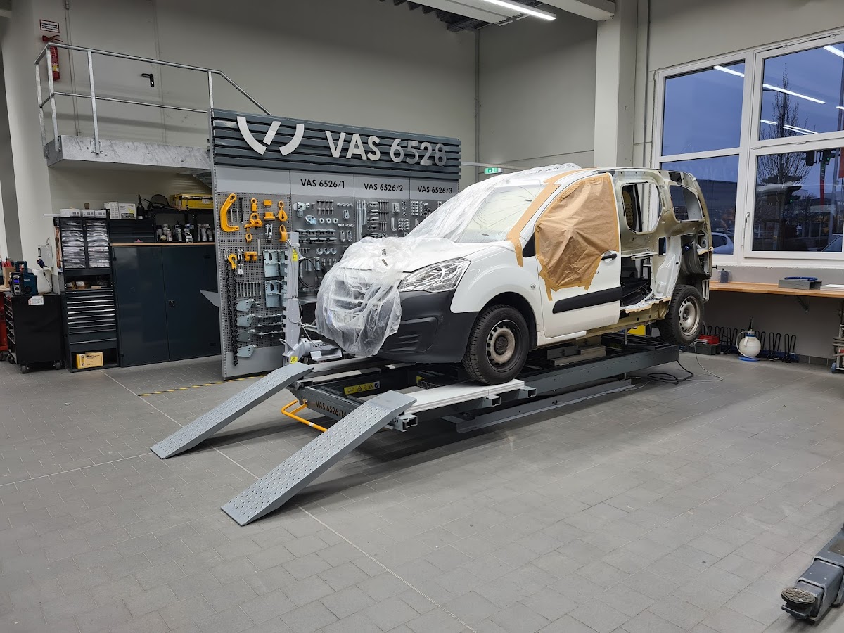 Keller GmbH Unfallinstandsetzung