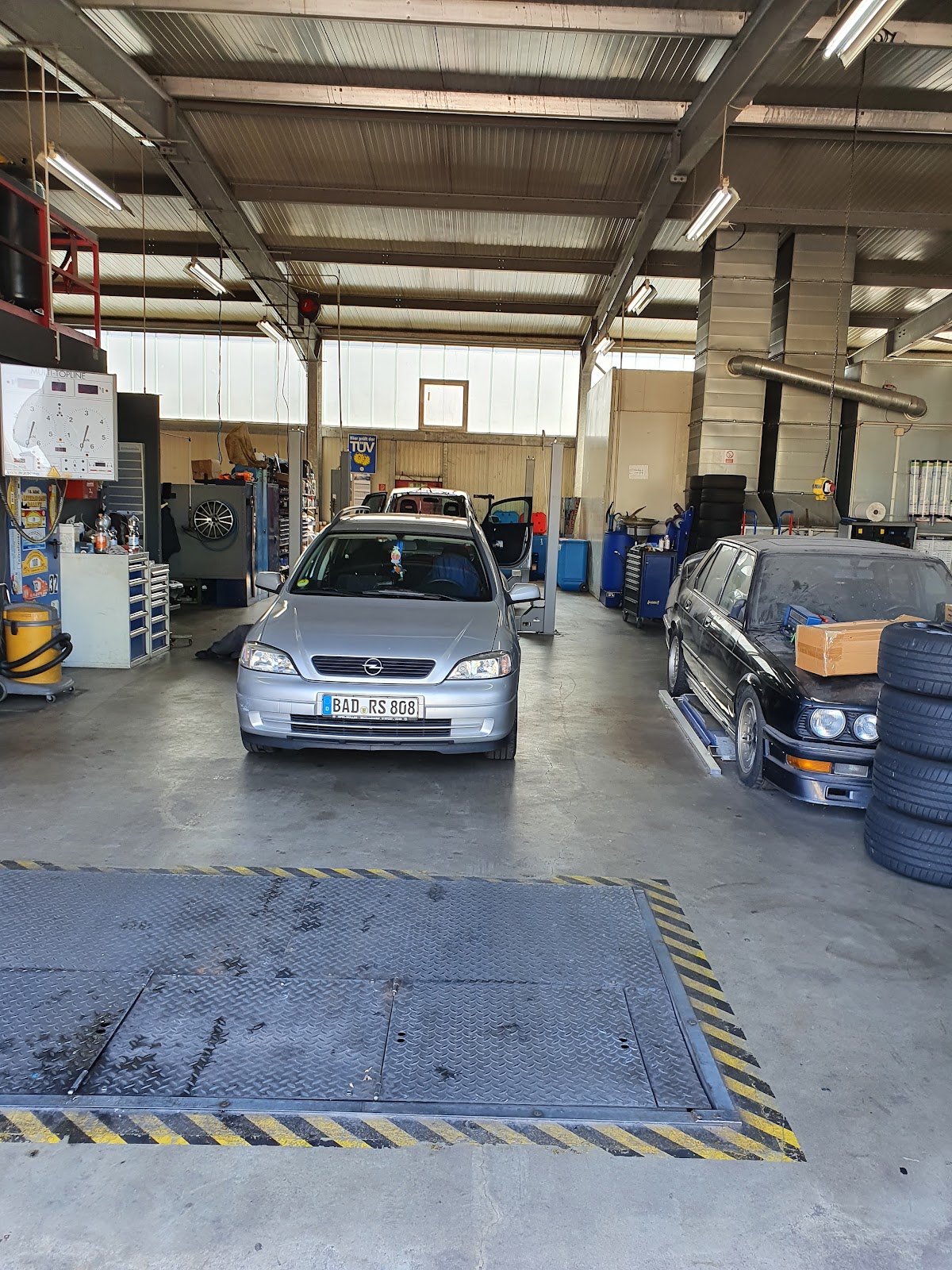 Auto Lorenz