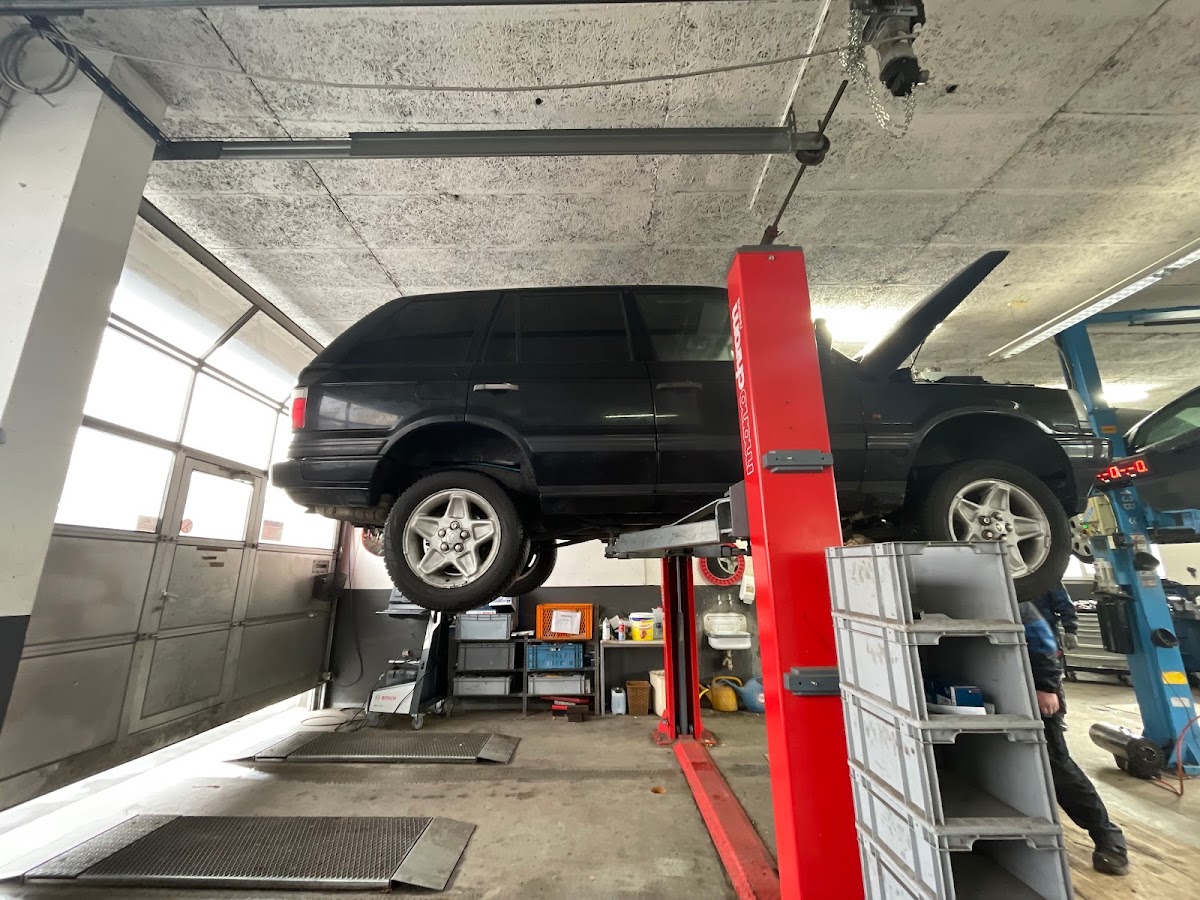 Autogaszentrum Twiste; KFZ Meisterbetrieb Rempel