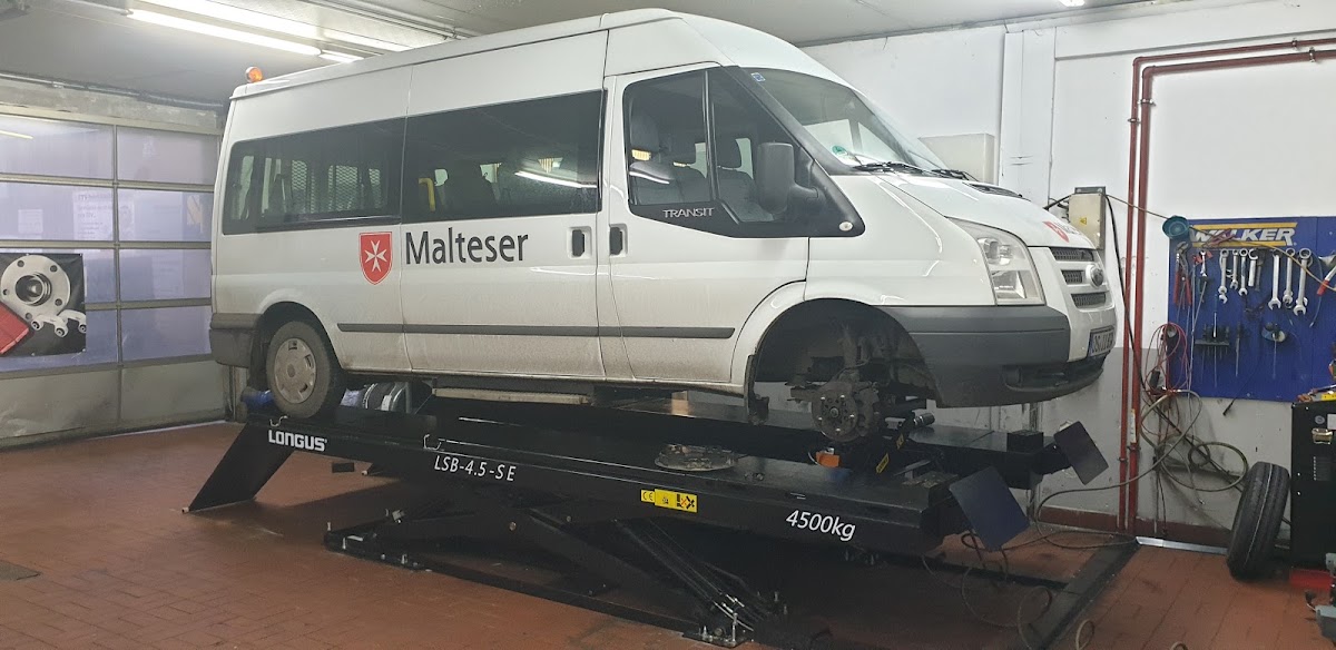 M & R Autoteile GmbH