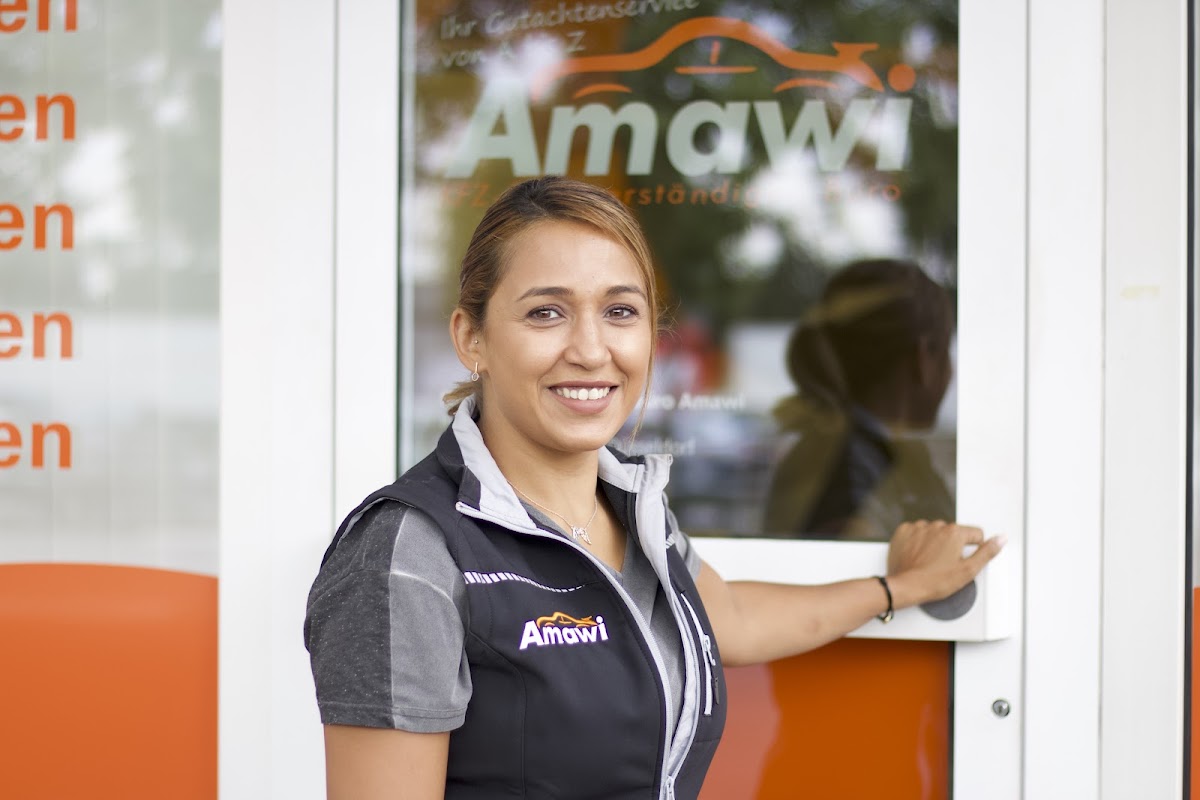 KFZ Gutachter Amawi - Wert und Unfallgutachten Wuppertal