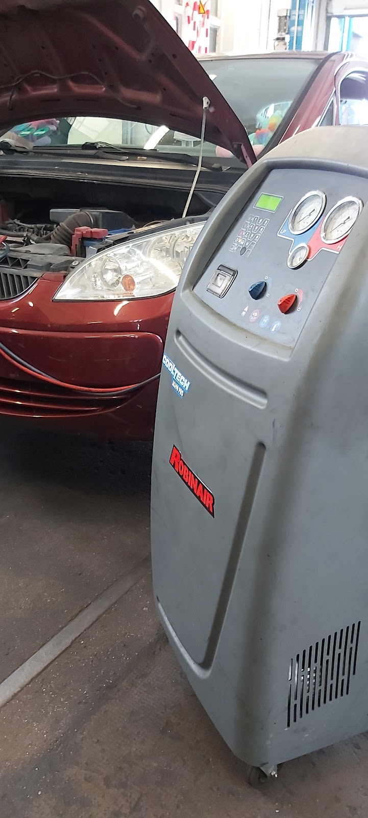 Freie Kfz-Werkstatt Krys, Unfallkomplettinstandsetzung, Berge- u.Abschleppservice, CARAVAN-Wohnmobil +Wohnwagen-Stellplätze